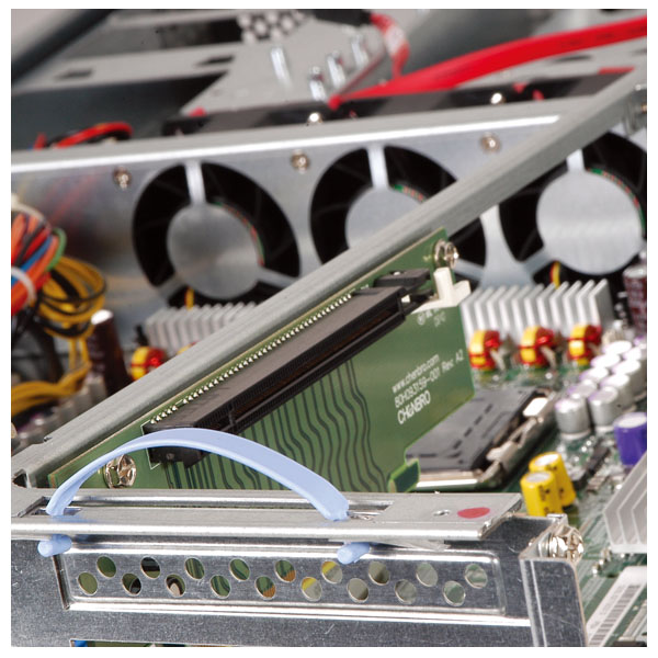 Easy assembly PCI riser bracket